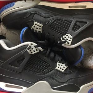 Jordan 4